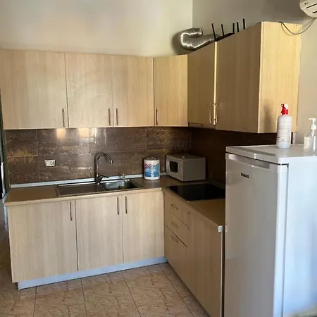 Casa de Férias House For Rent Jurgen Golem (Tirana)