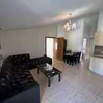 House For Rent Jurgen * Golem (Tirana)