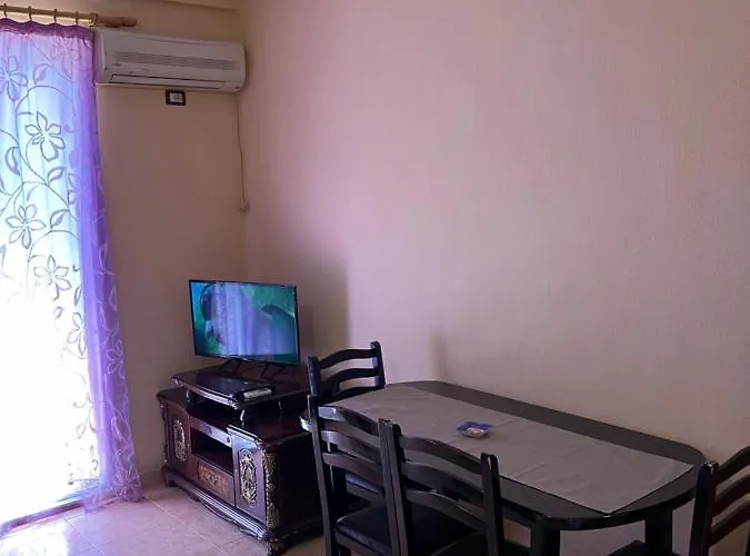 House For Rent Jurgen Holiday home Golem (Tirana)